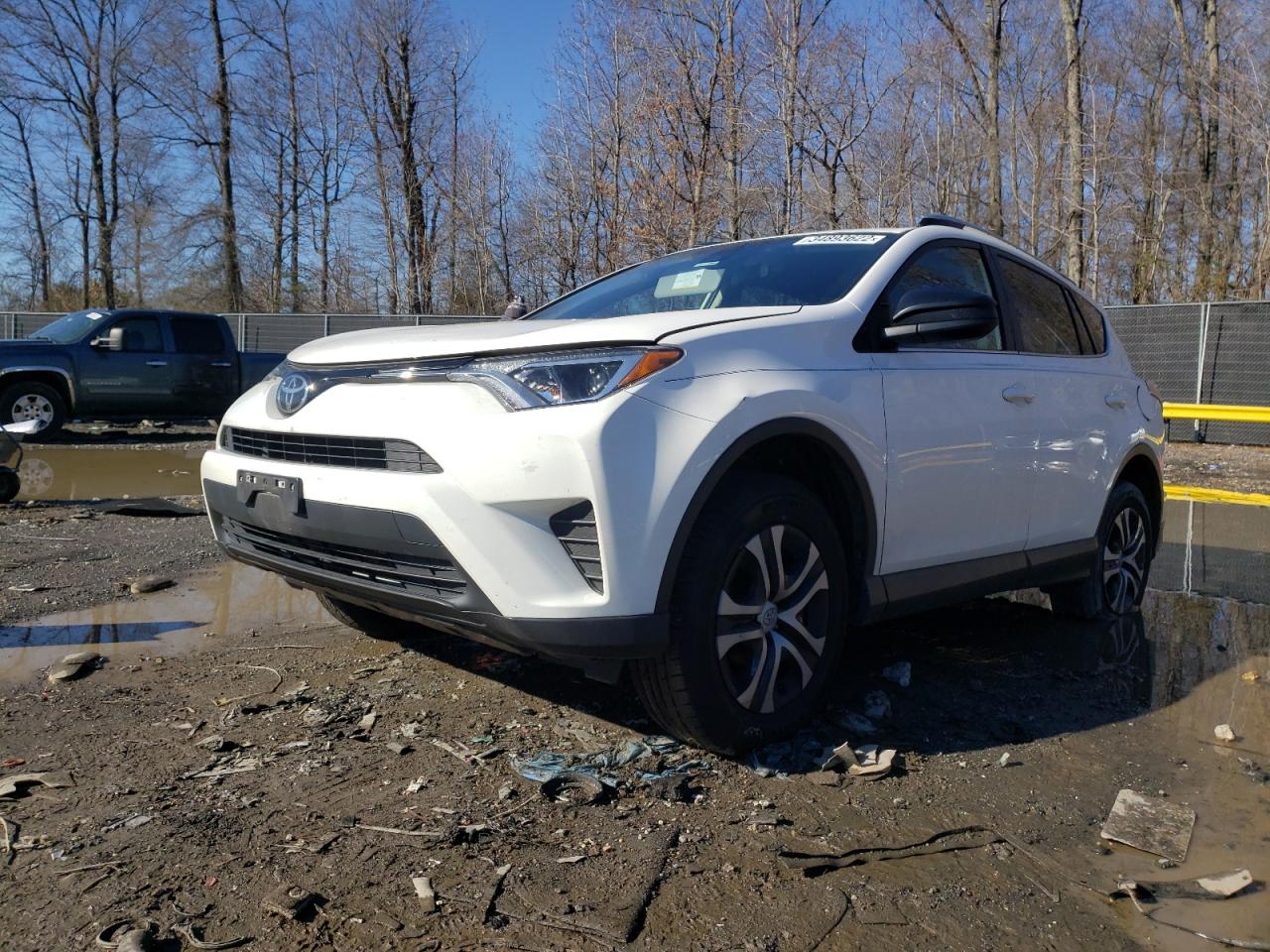 Photo 2 from auction – 2017 TOYOTA RAV4 LE with VIN JTMZFREV0HJ124273