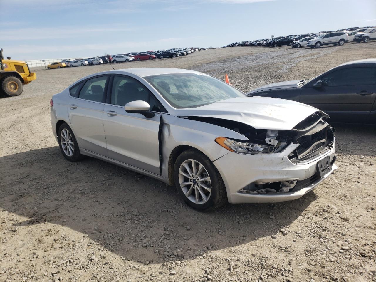FORD FUSION SE 2017 with VIN 3FA6P0H7XHR104259 - Photo from auction