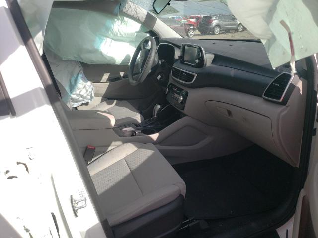Photo 5 from auction – 2020 HYUNDAI TUCSON SE with VIN KM8J2CA44LU109443