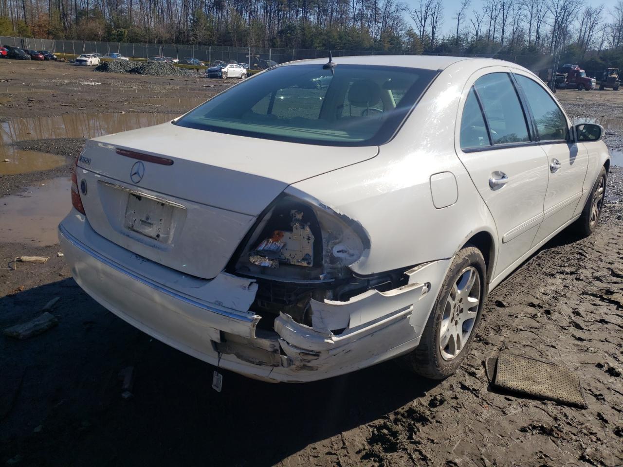Photo 4 from auction – 2003 MERCEDES-BENZ E 320 with VIN WDBUF65J93A136371
