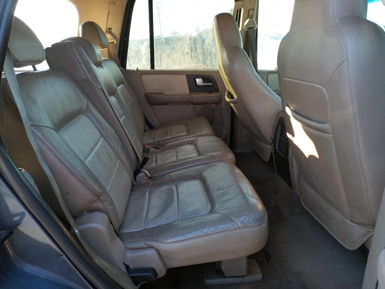 Photo 6 from auction – 2003 FORD EXPEDITION with VIN 1FMFU18L63LA63427