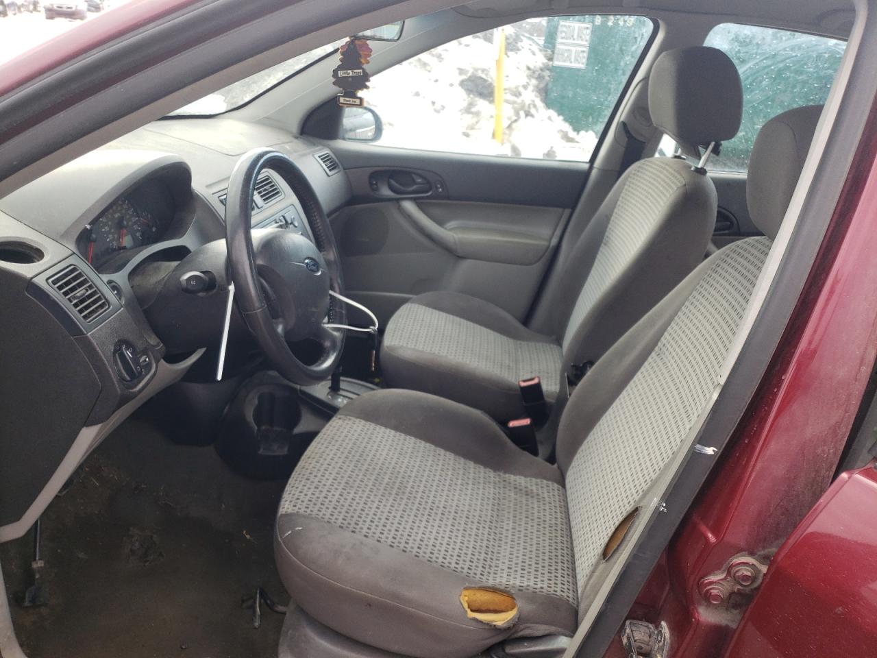 Photo 5 from auction – 2007 FORD FOCUS ZX4 with VIN 1FAFP34N97W142468