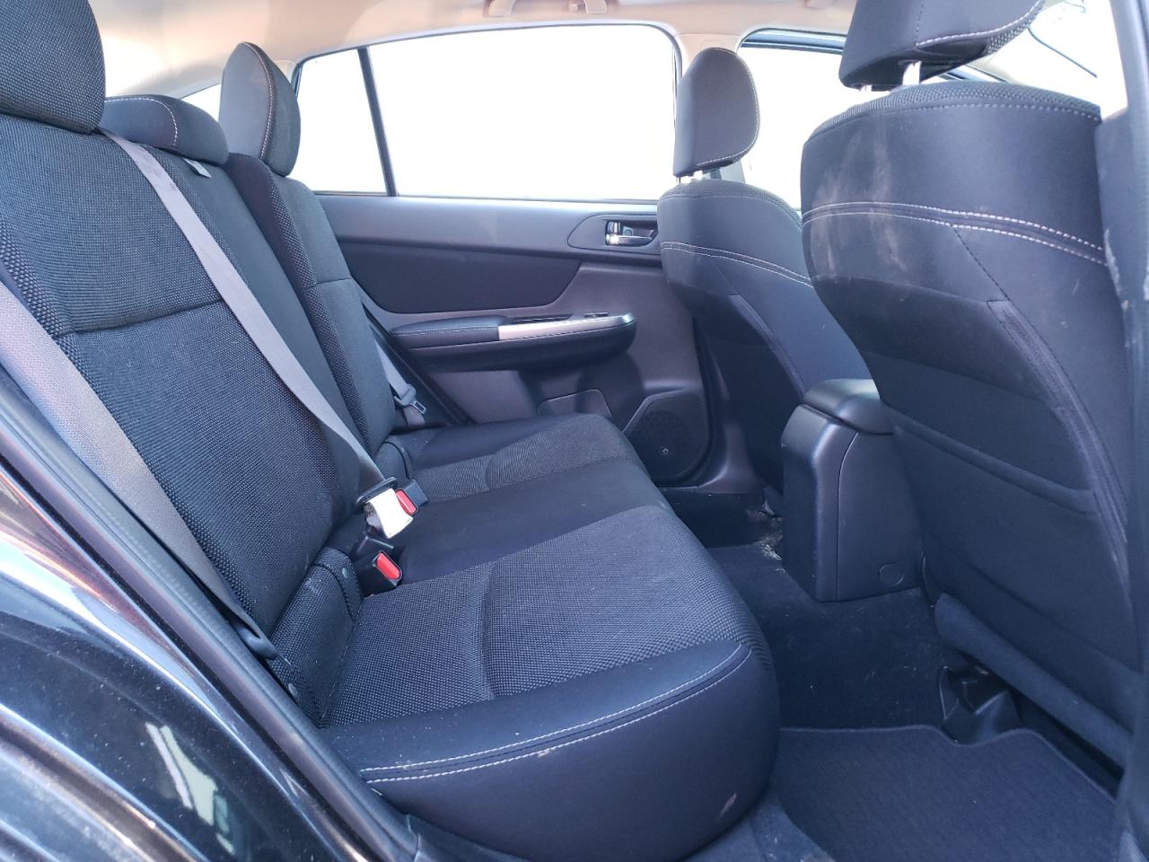 Photo 6 from auction – 2015 SUBARU XV CROSSTR with VIN JF2GPADC0F8318684