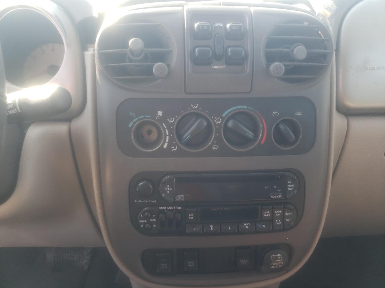 Photo 9 from auction – 2001 CHRYSLER PT CRUISER with VIN 3C8FY4BB91T684798