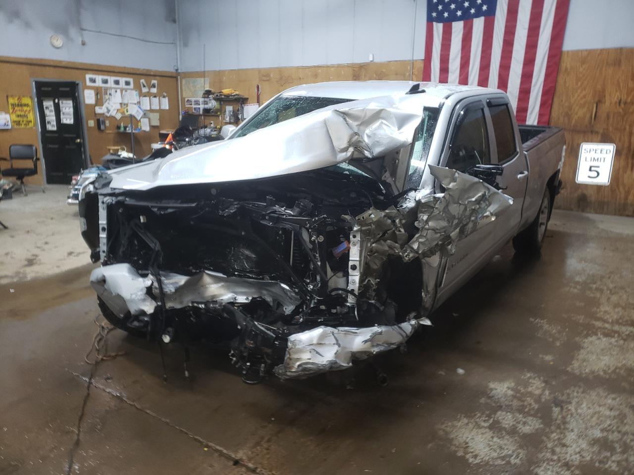 Photo 9 from auction – 2017 CHEVROLET SILVERADO with VIN 1GCVKREC5HZ138289