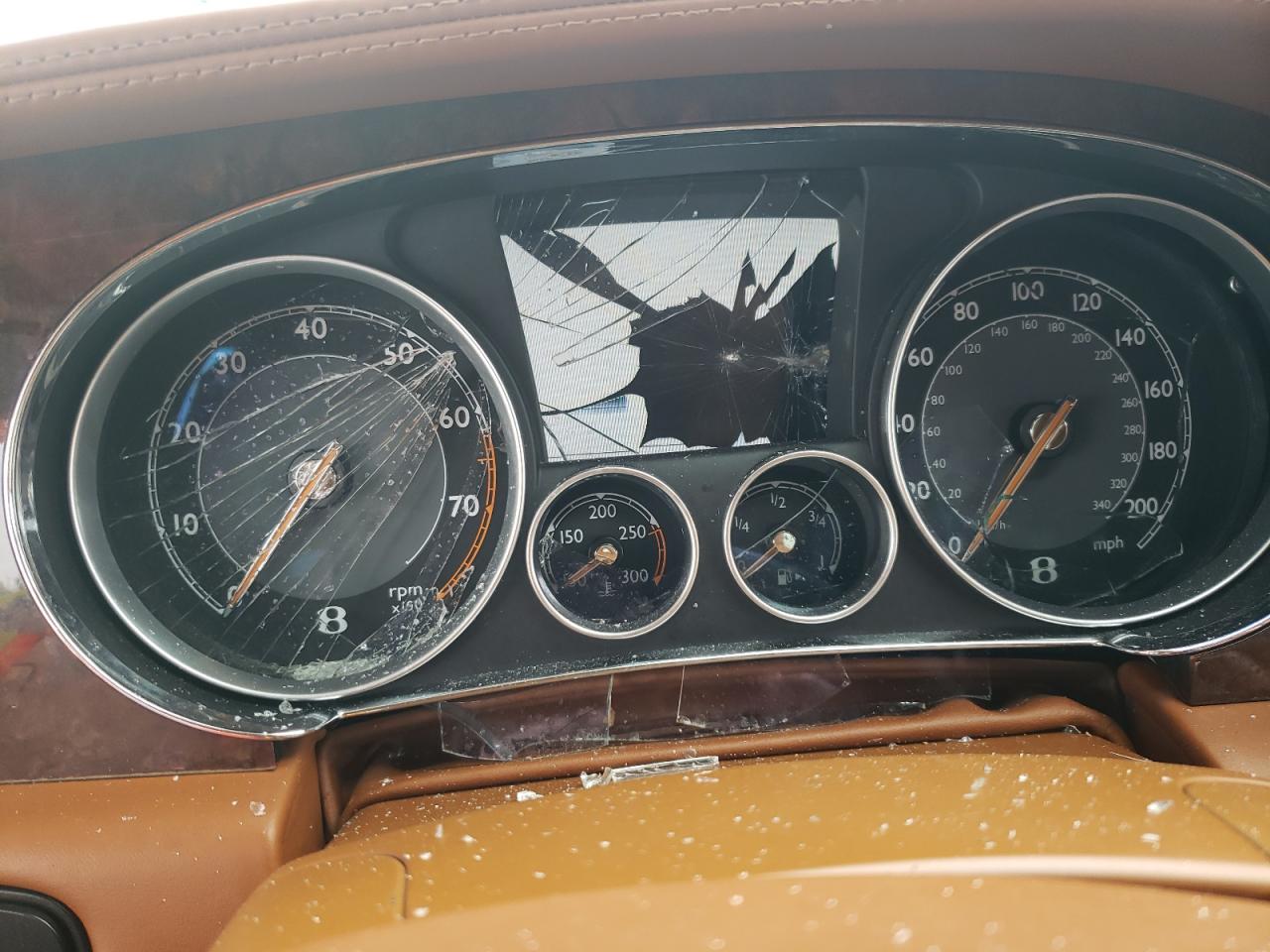 Photo 8 from auction – 2012 BENTLEY CONTINENTA with VIN SCBFR7ZA7CC073974
