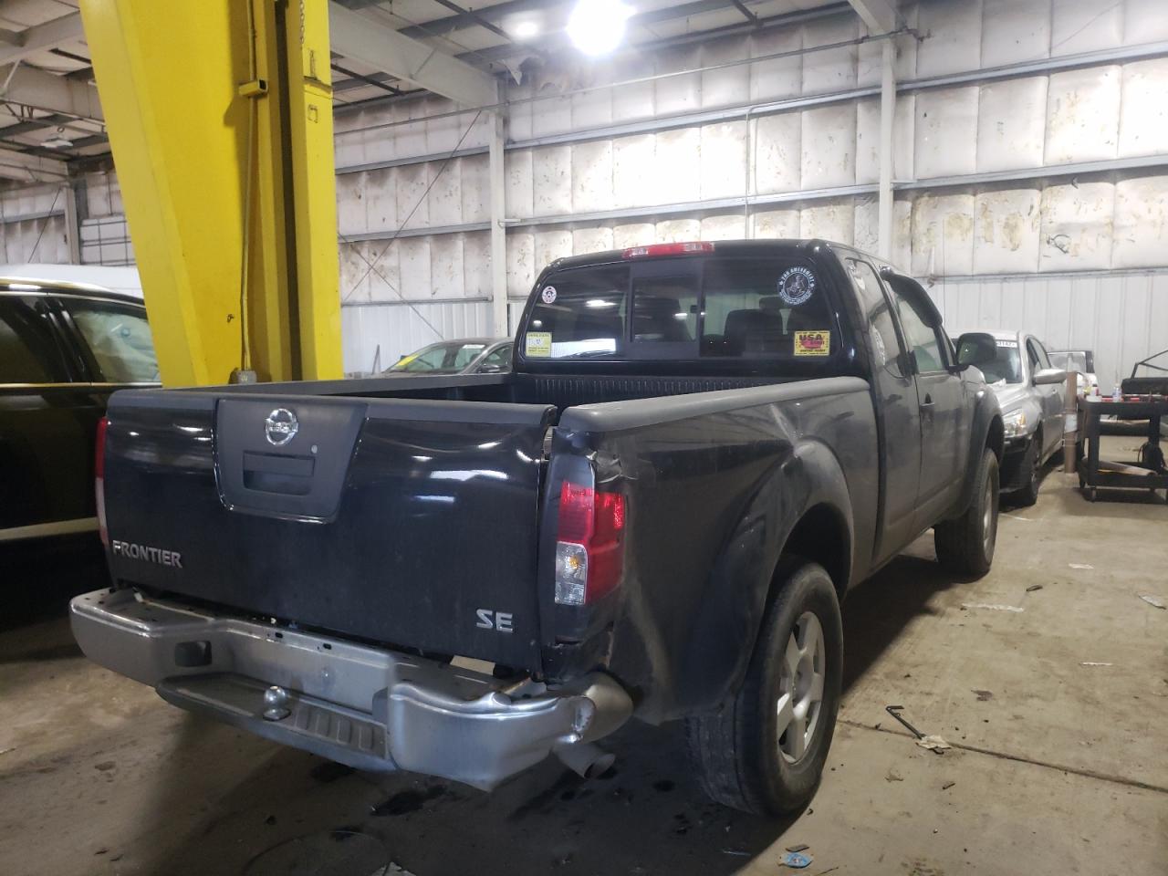 Photo 4 from auction – 2005 NISSAN FRONTIER K with VIN 1N6AD06UX5C404302