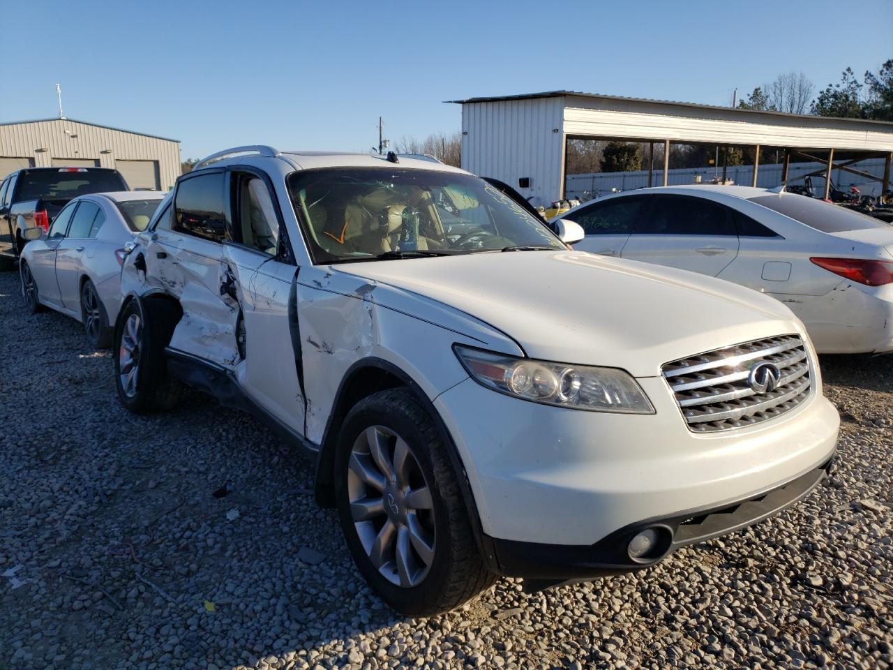 INFINITI FX35 2004 with VIN JNRAS08W44X225283 - Photo from auction