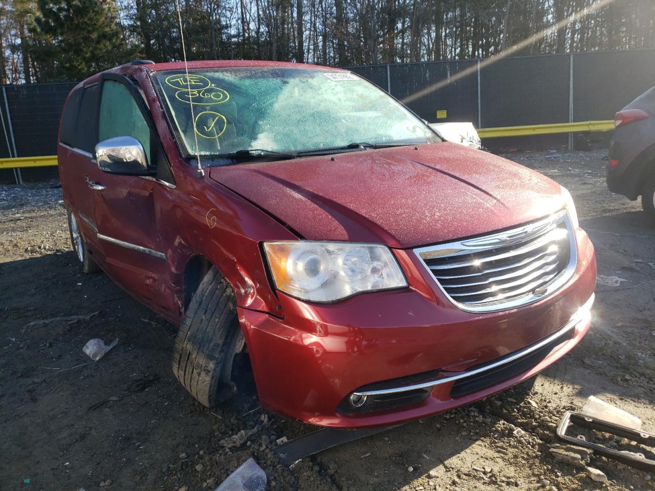 CHRYSLER TOWN & COU 2013 with VIN 2C4RC1GG6DR508587 - Photo from auction