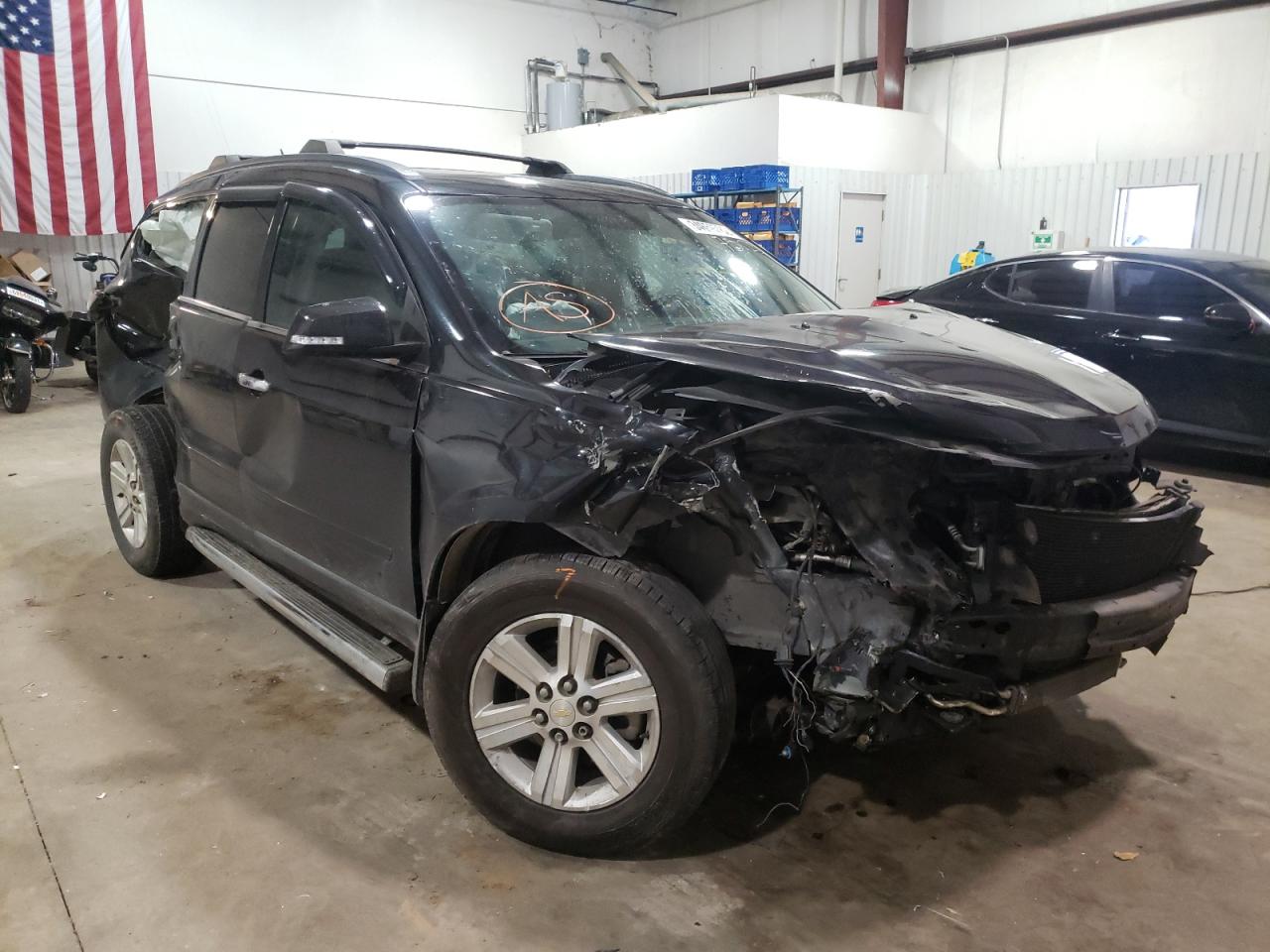 CHEVROLET TRAVERSE L 2014 with VIN 1GNKRGKD0EJ175123 - Photo from auction