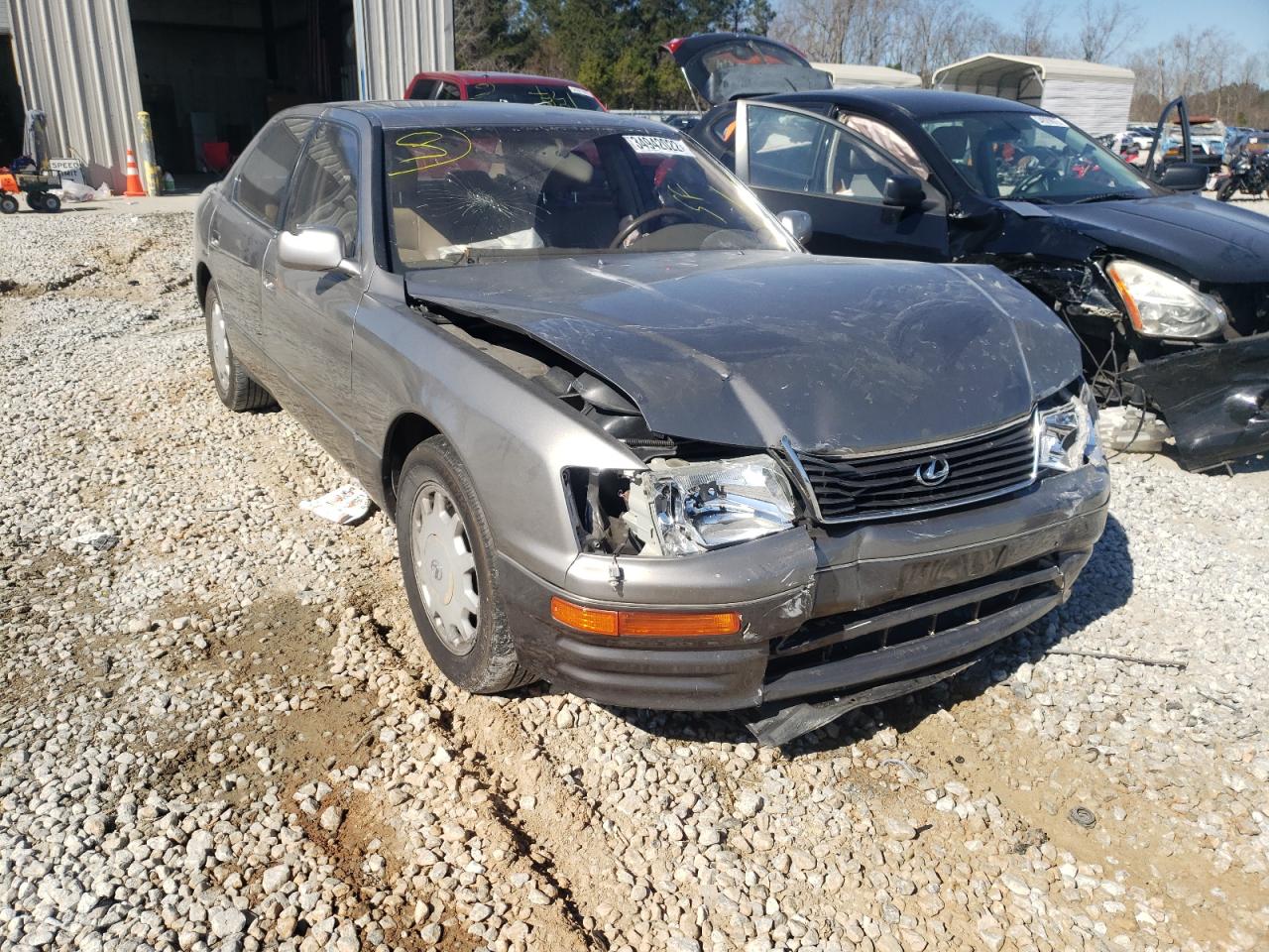 LEXUS LS 400 1996 with VIN JT8BH22F9T0046802 - Photo from auction