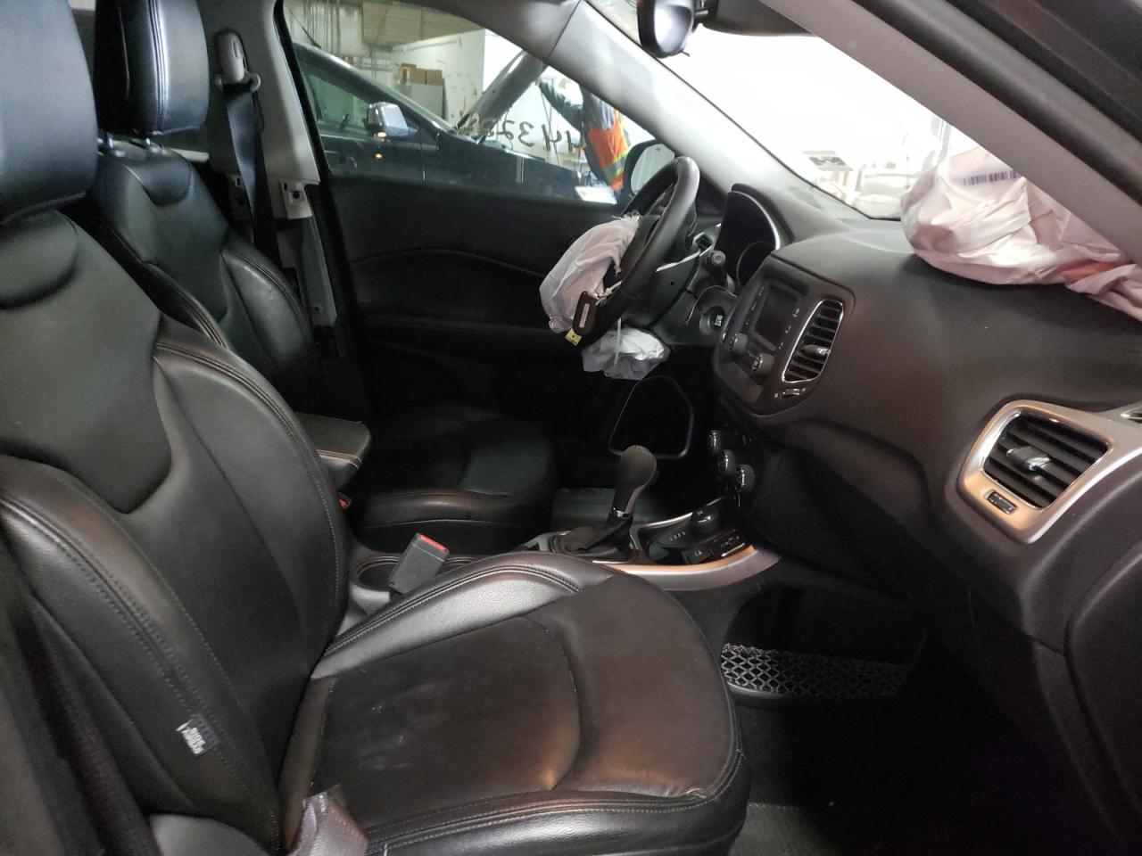 Photo 5 from auction – 2017 JEEP COMPASS SP with VIN 3C4NJDAB8HT628641