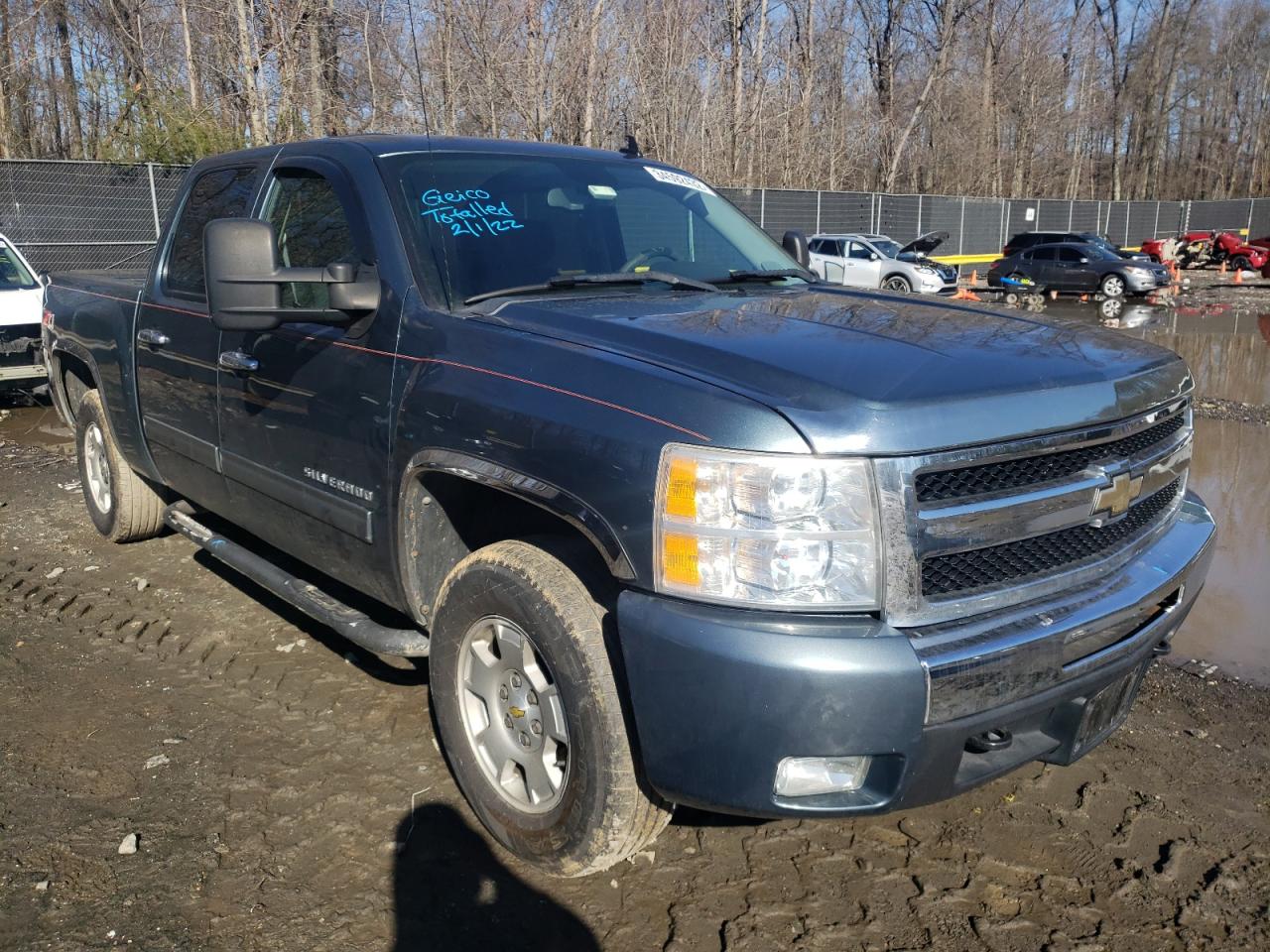 CHEVROLET SILVERADO 2011 with VIN 1GCPKSE39BF227906 - Photo from auction