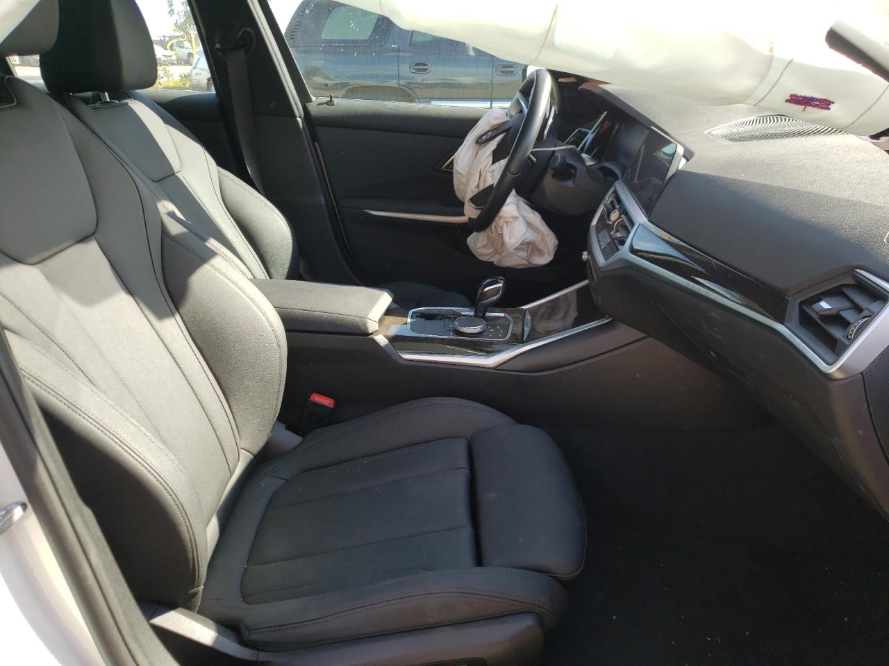 Photo 5 from auction – 2020 BMW 330I with VIN 3MW5R1J06L8B12714
