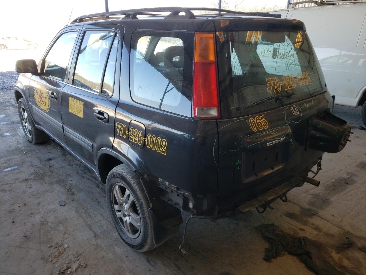 Photo 3 from auction – 1998 HONDA CR-V EX with VIN JHLRD1865WC106125