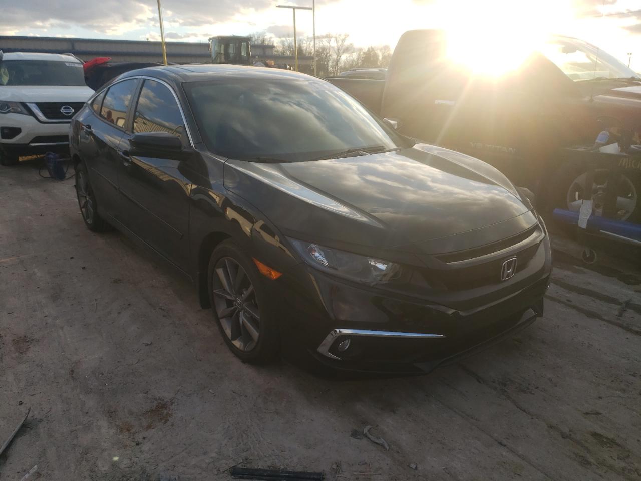 Photo 1 from auction – 2019 HONDA CIVIC EX with VIN 19XFC1F34KE019122
