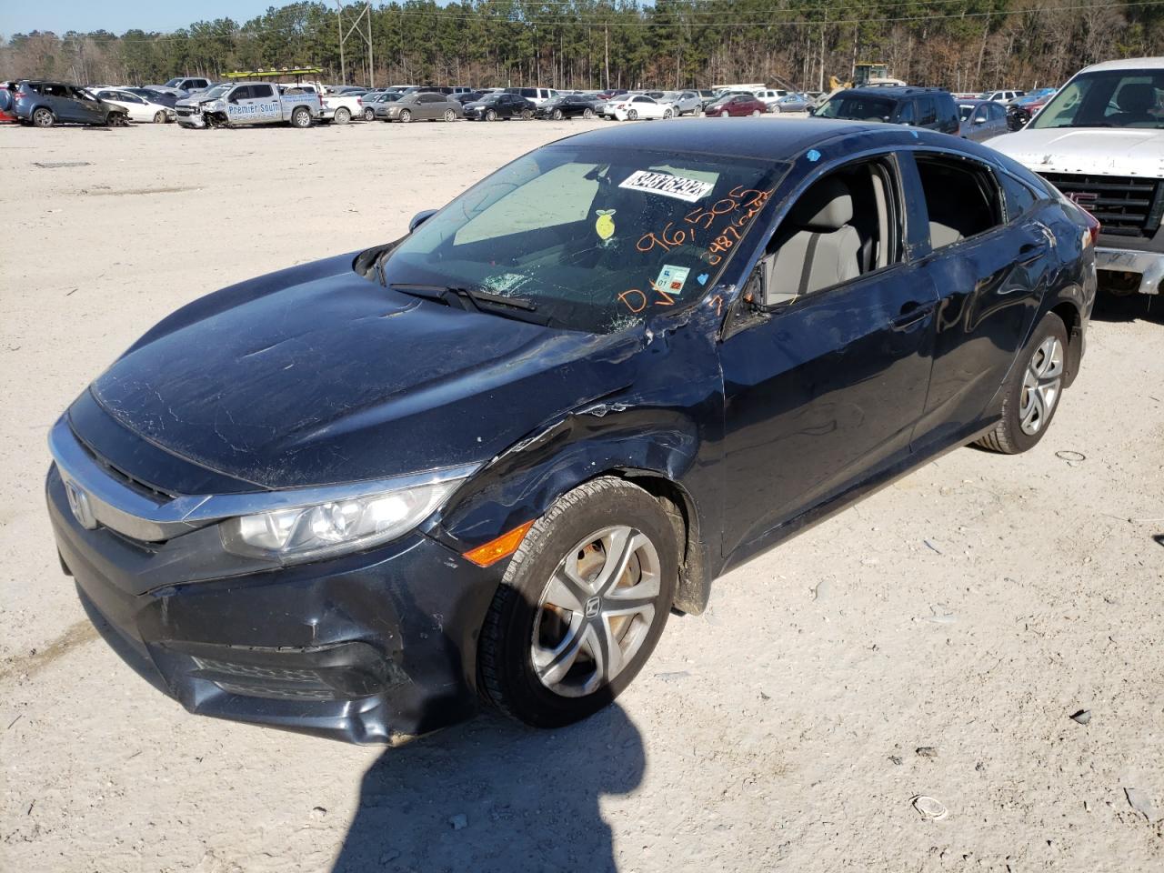 Photo 2 from auction – 2017 HONDA CIVIC LX with VIN 19XFC2F50HE013723