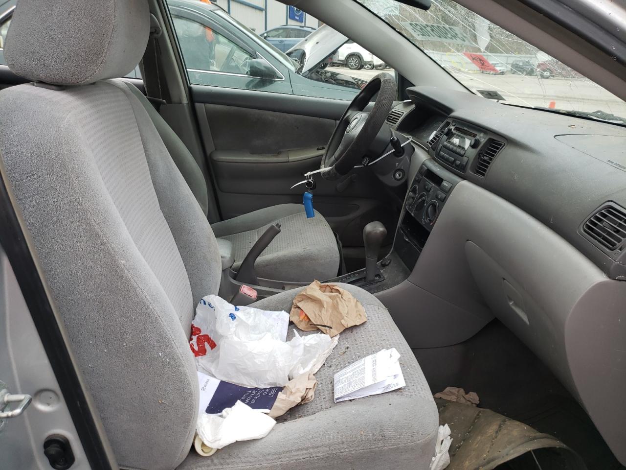 Photo 5 from auction – 2008 TOYOTA COROLLA CE with VIN 1NXBR32E28Z943256