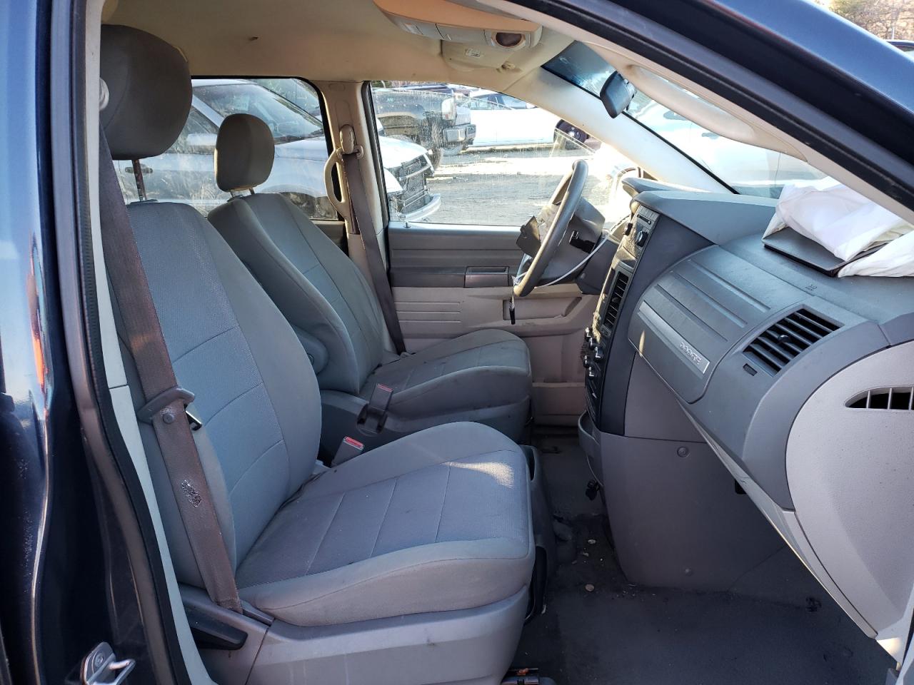Photo 5 from auction – 2008 DODGE GRAND CARA with VIN 1D8HN44H38B151749