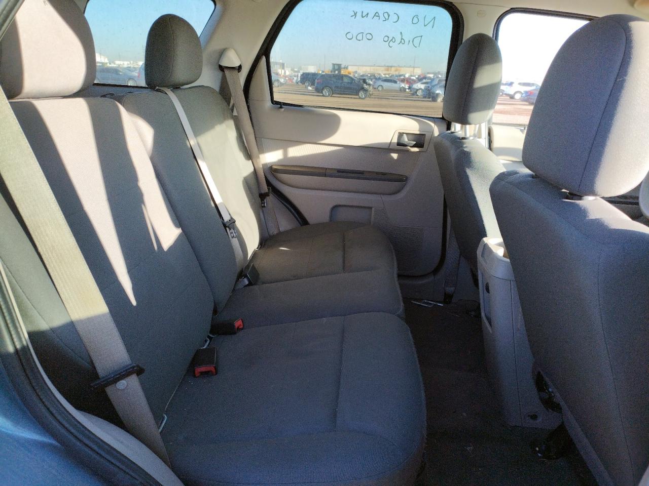 Photo 6 from auction – 2010 FORD ESCAPE XLS with VIN 1FMCU0C74AKB92602