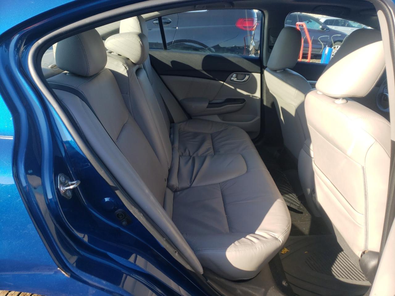 Photo 6 from auction – 2015 HONDA CIVIC EXL with VIN 19XFB2F93FE226006