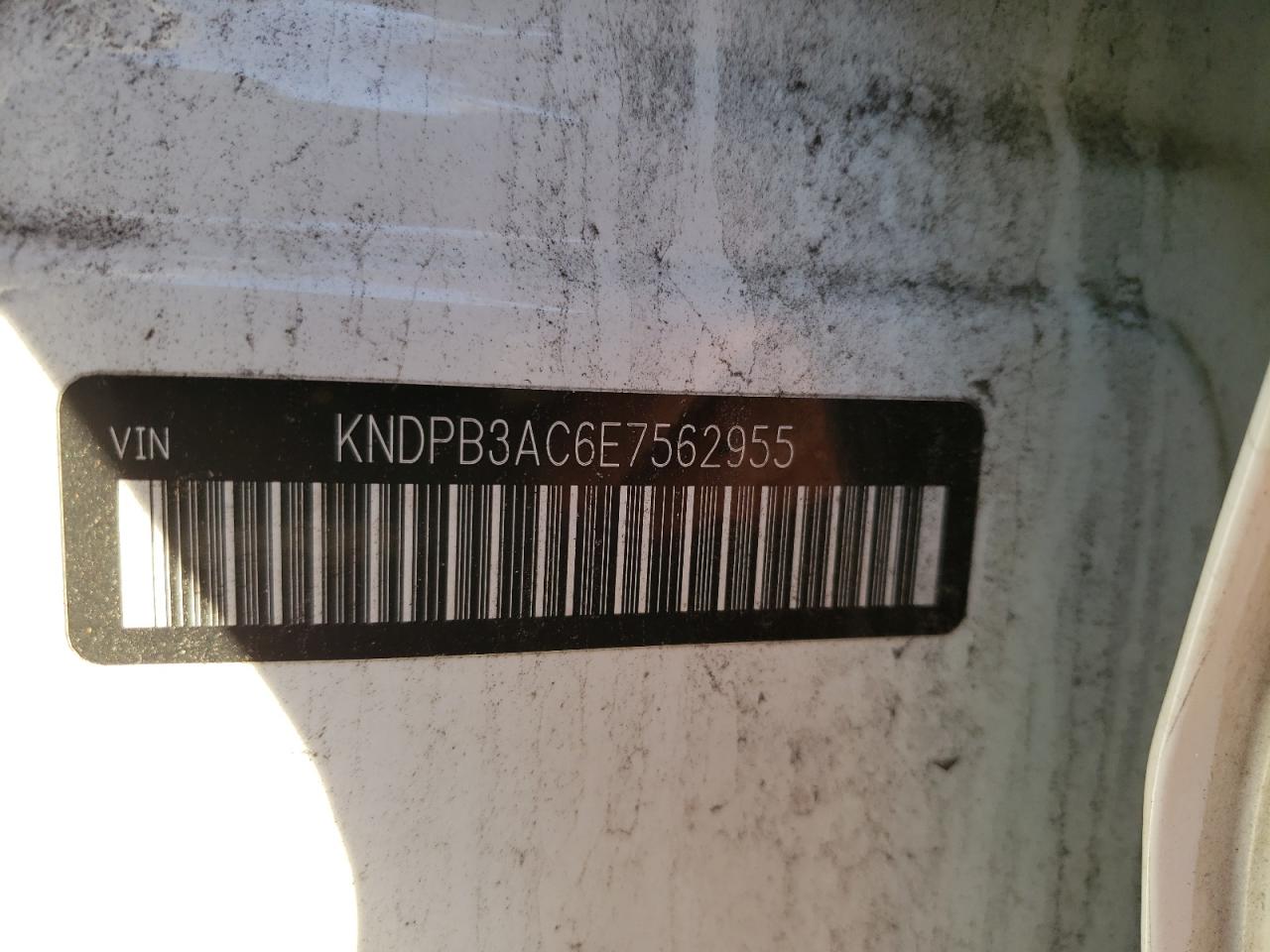 Photo 10 from auction – 2014 KIA SPORTAGE B with VIN KNDPB3AC6E7562955