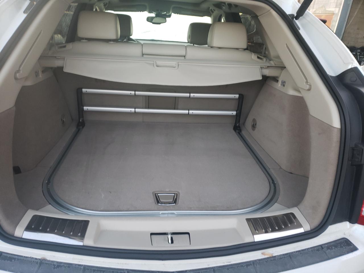Photo 9 from auction – 2016 CADILLAC SRX PERFOR with VIN 3GYFNCE38GS542945