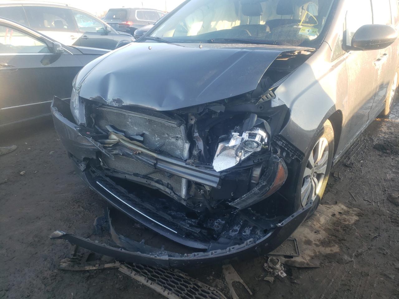 Photo 9 from auction – 2014 HONDA ODYSSEY EX with VIN 5FNRL5H69EB101292