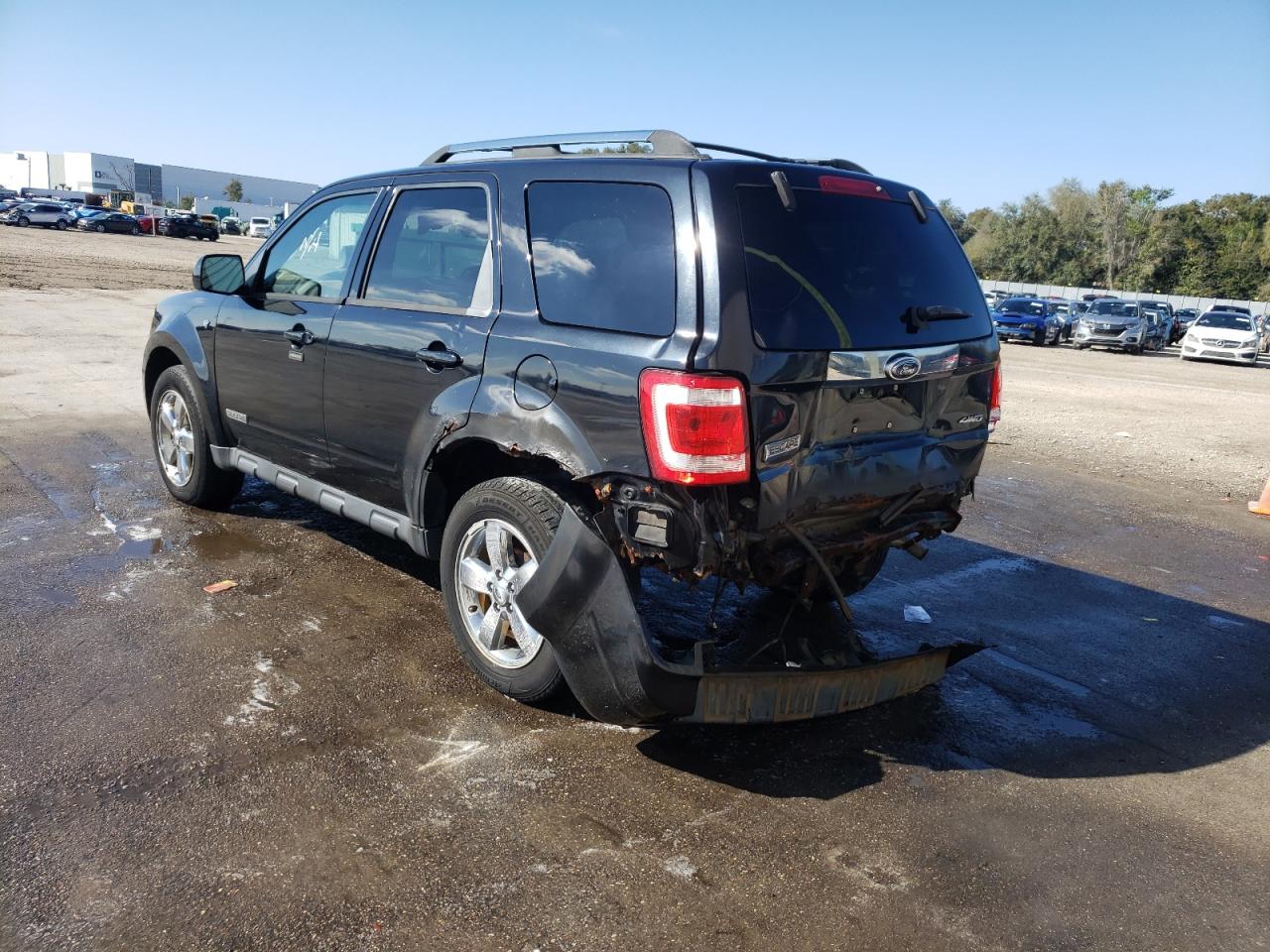 Photo 3 from auction – 2008 FORD ESCAPE with VIN 1FMCU94198KB99411