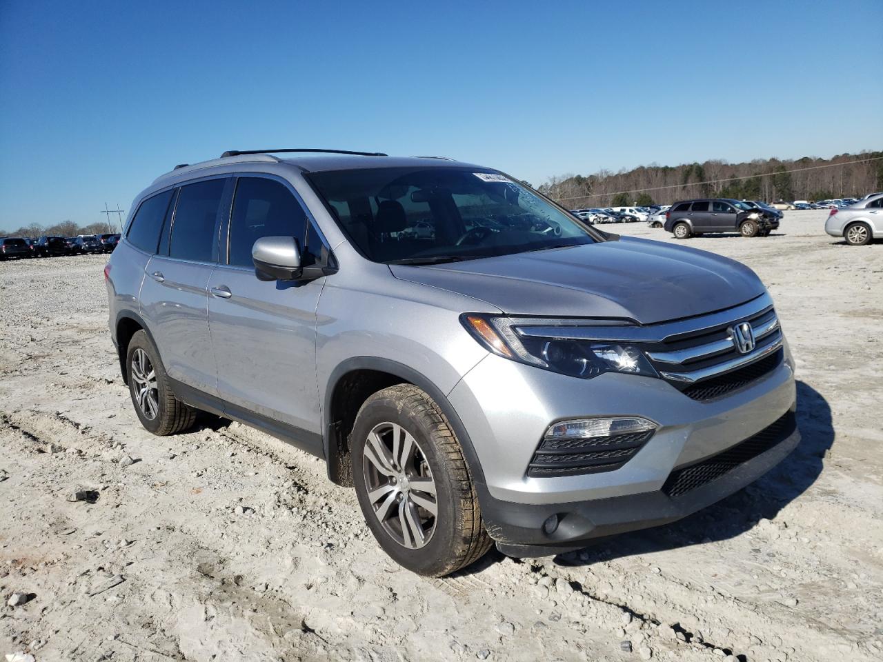 HONDA PILOT EX 2018 with VIN 5FNYF5H36JB012587 - Photo from auction