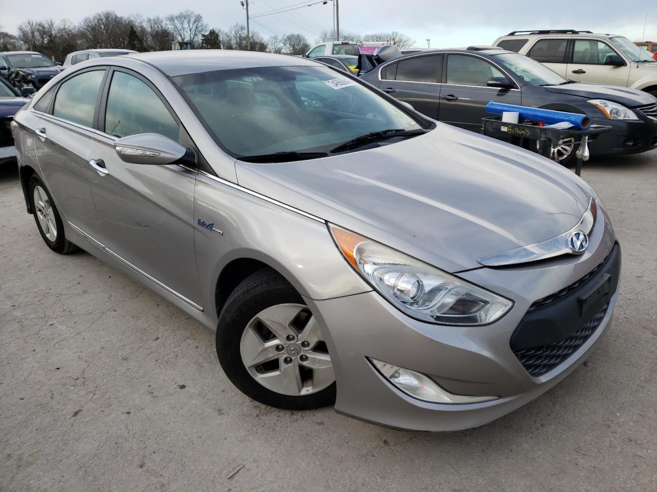 HYUNDAI SONATA HYB 2012 with VIN KMHEC4A40CA035606 - Photo from auction