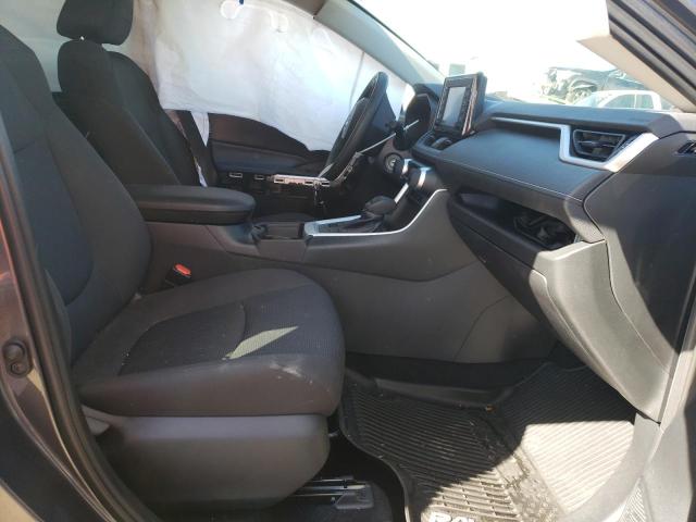 Photo 5 from auction – 2019 TOYOTA RAV4 LE with VIN 2T3H1RFV4KW005272