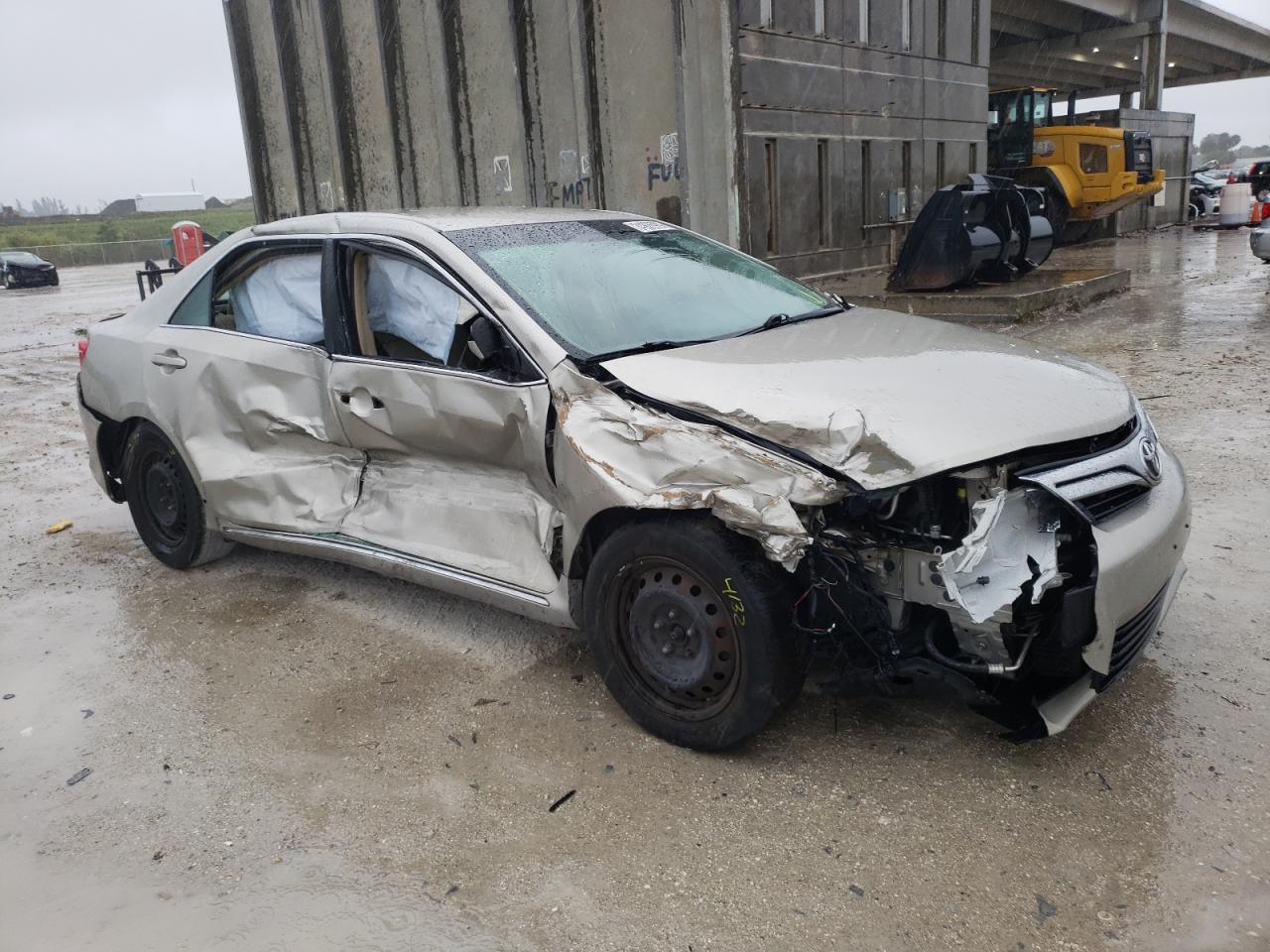 Photo 9 from auction – 2013 TOYOTA CAMRY L with VIN 4T4BF1FK8DR276576