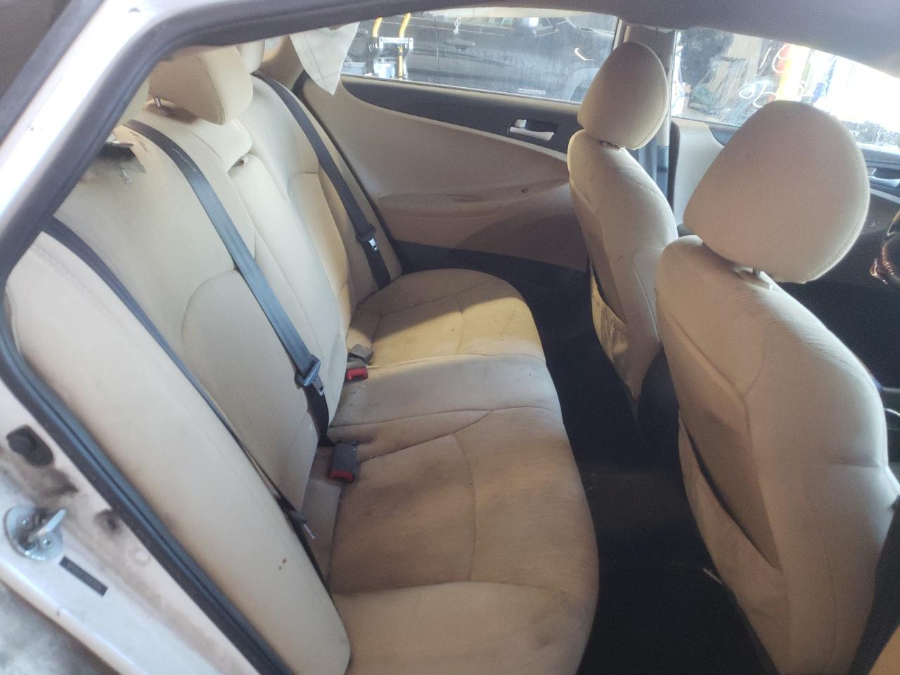Photo 6 from auction – 2012 HYUNDAI SONATA GLS with VIN 5NPEB4AC7CH424878