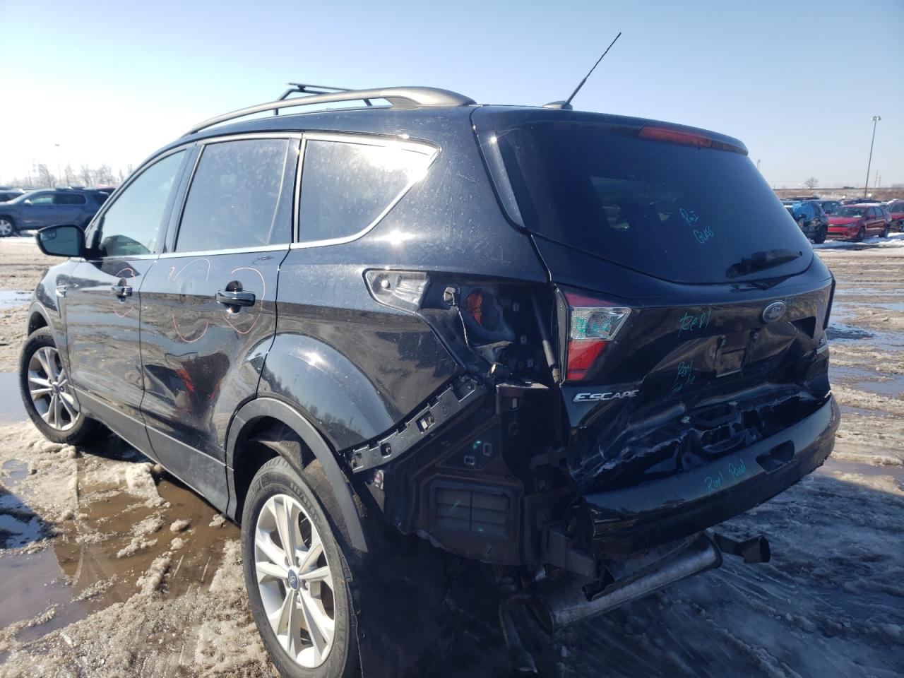 Photo 3 from auction – 2018 FORD ESCAPE SE with VIN 1FMCU0GDXJUD03030