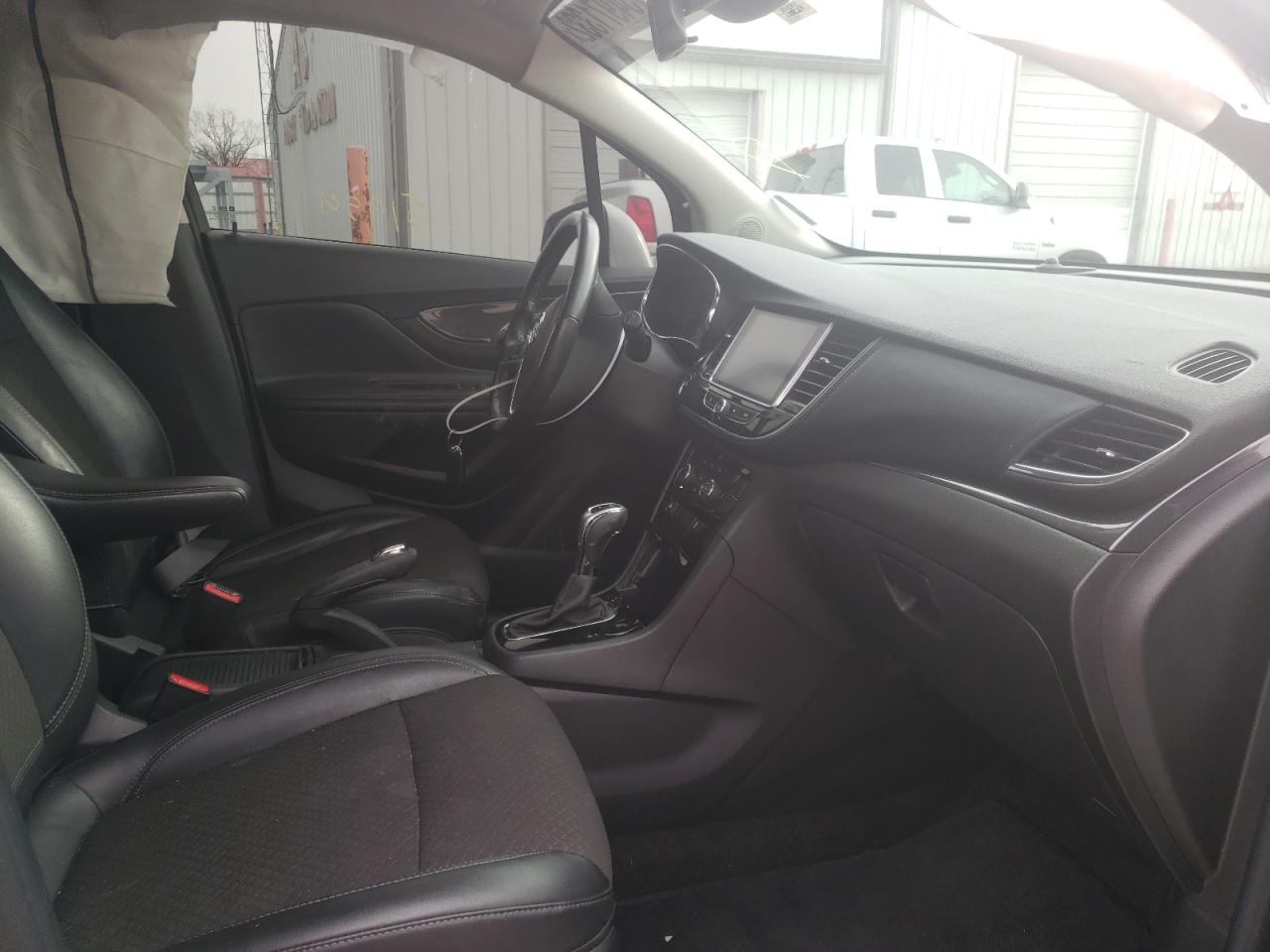 Photo 5 from auction – 2019 BUICK ENCORE PRE with VIN KL4CJASB3KB768345