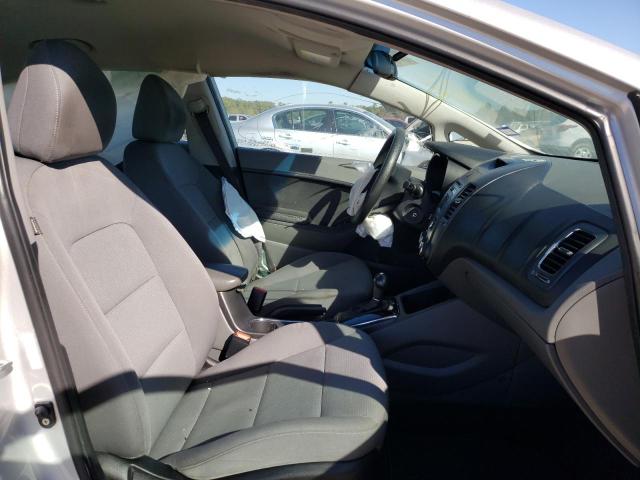 Photo 5 from auction – 2018 KIA FORTE LX with VIN 3KPFK4A7XJE234260