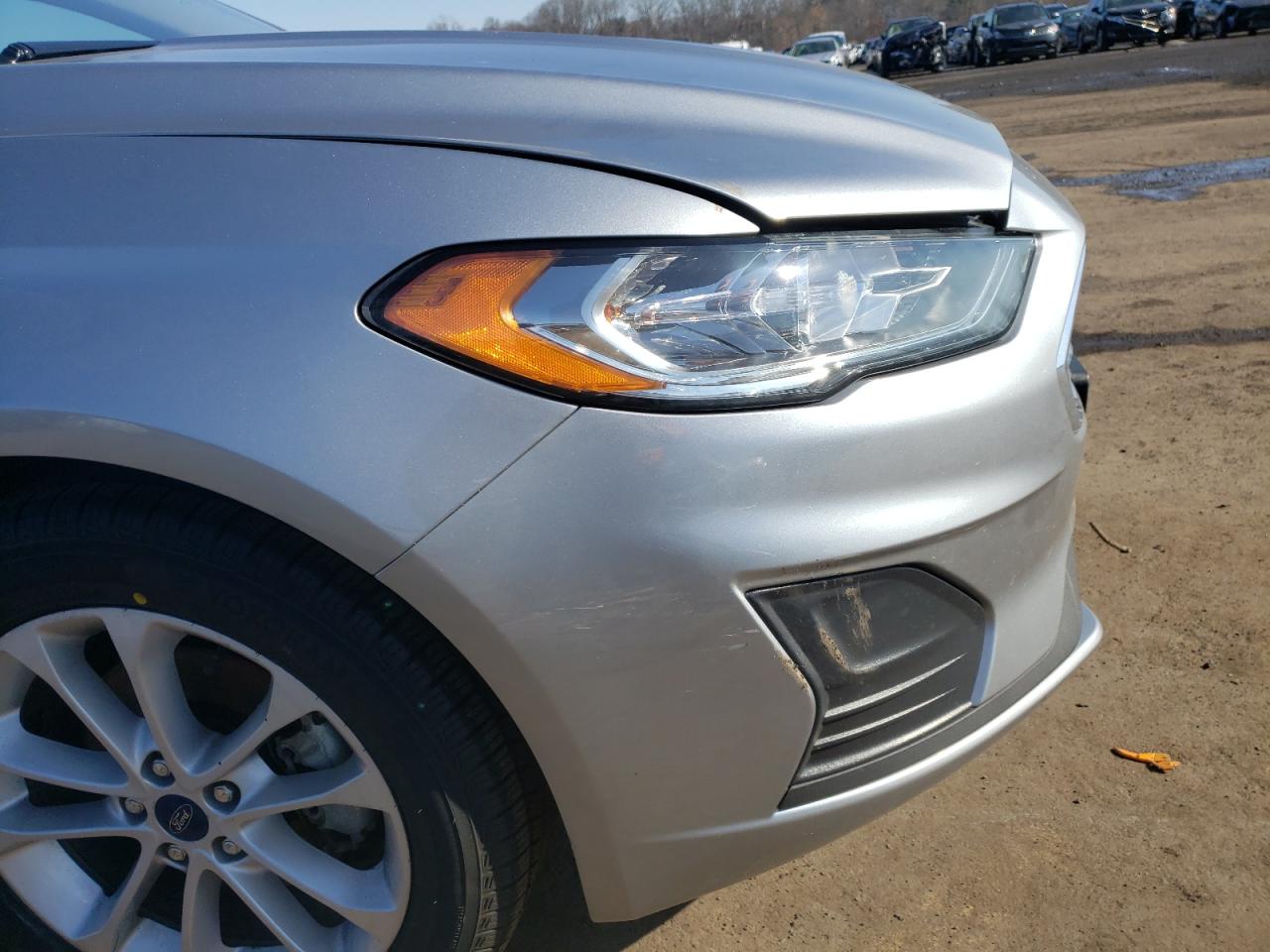 Photo 9 from auction – 2020 FORD FUSION SE with VIN 3FA6P0HD7LR136293