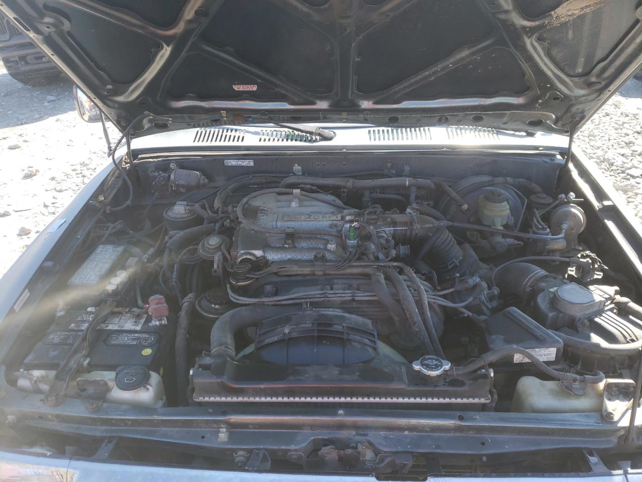 Photo 7 from auction – 1990 TOYOTA 4RUNNER with VIN JT3VN39W4L0048156