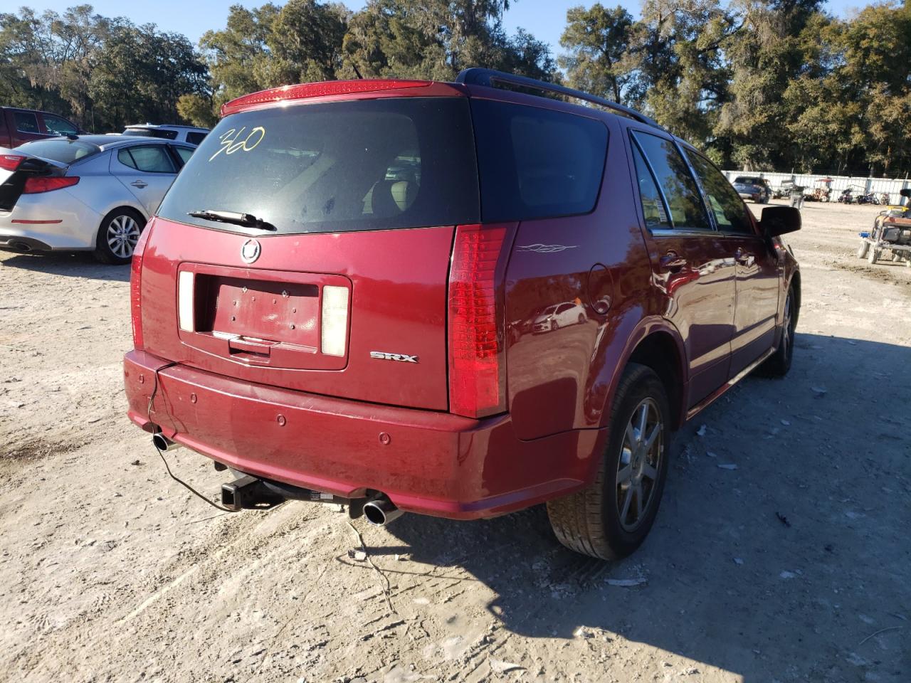 Photo 4 from auction – 2004 CADILLAC SRX with VIN 1GYEE637740177261