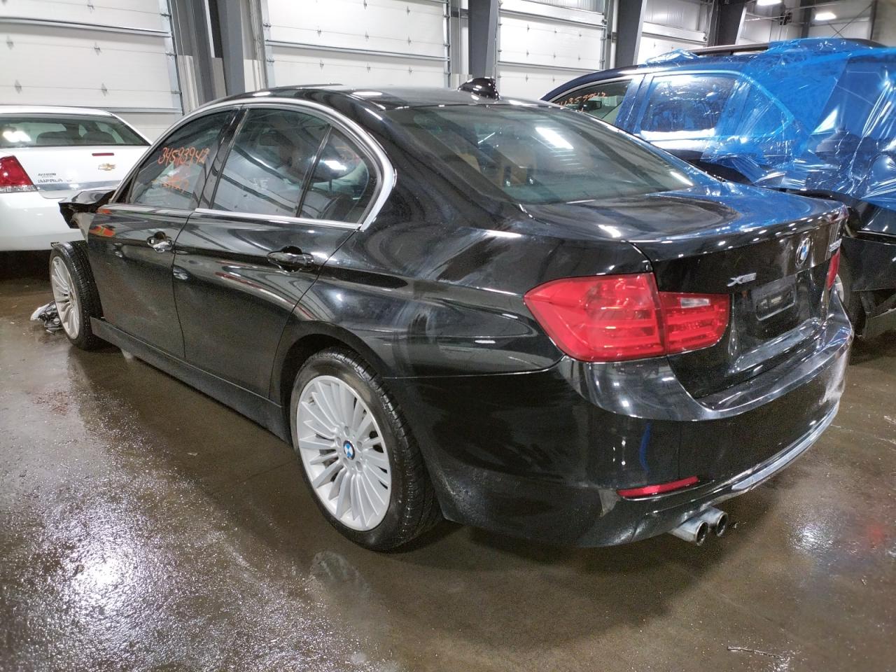 Photo 3 from auction – 2013 BMW 328 XI with VIN WBA3B3C59DF532363