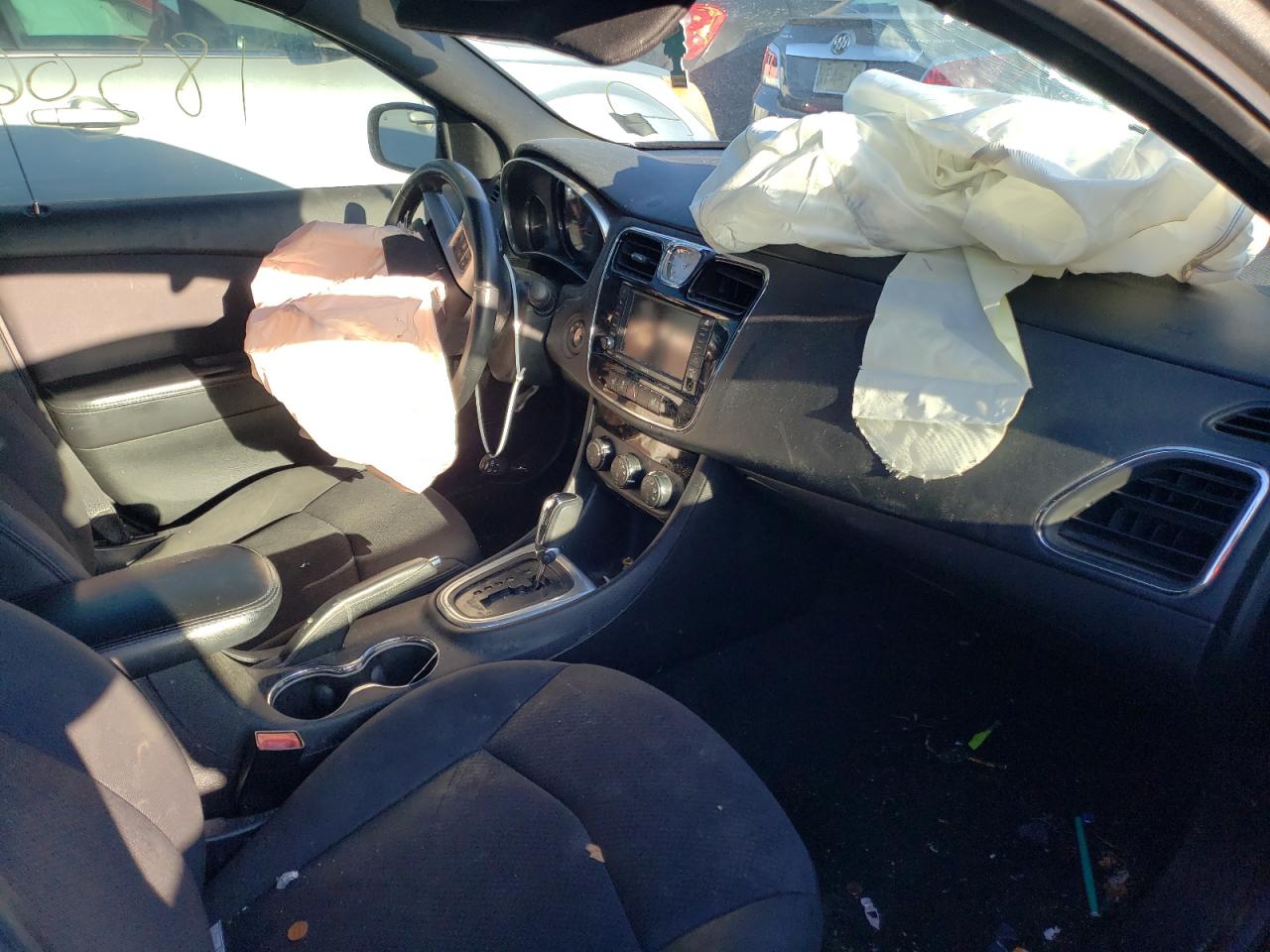 صورة رقم 5 من المزاد - 2013 CHRYSLER 200 TOURIN مع VIN 1C3CCBBB5DN505883