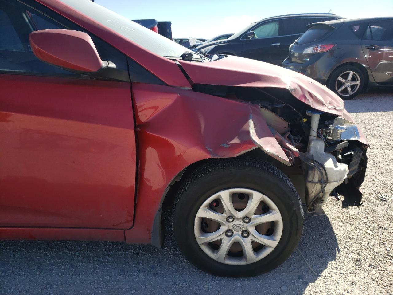 Photo 9 from auction – 2013 HYUNDAI ACCENT GLS with VIN KMHCT4AEXDU343480