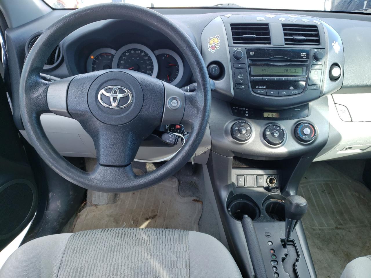 Photo 9 from auction – 2010 TOYOTA RAV4 with VIN 2T3BF4DV0AW068767