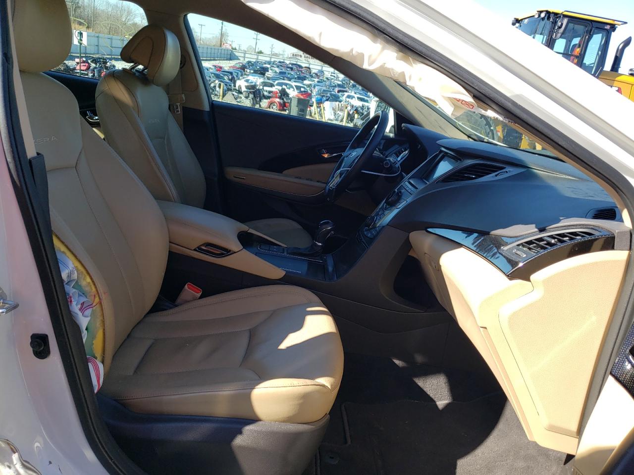 Photo 5 from auction – 2013 HYUNDAI AZERA with VIN KMHFG4JGXDA253573