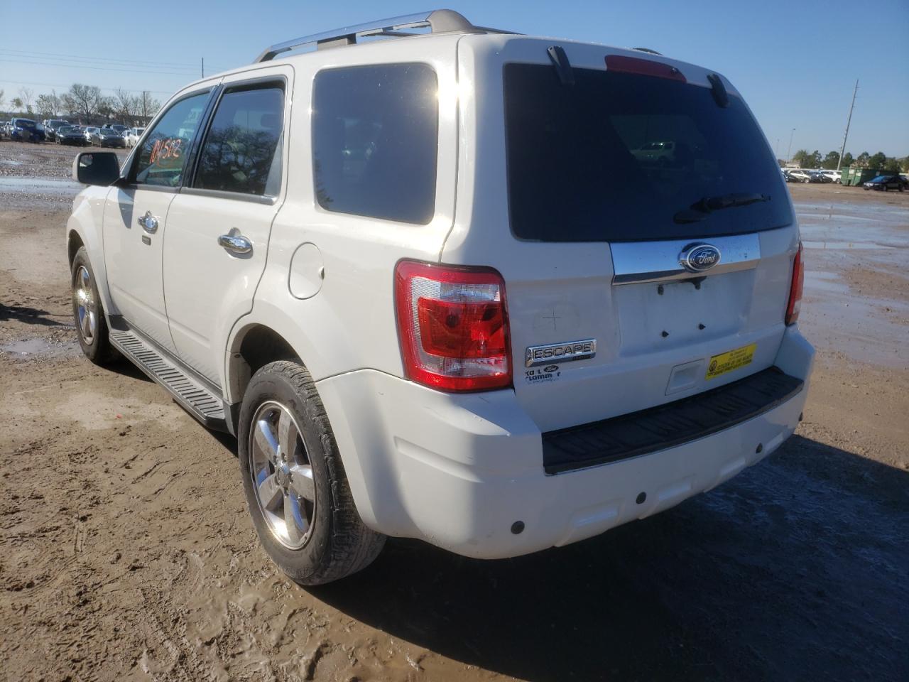 Photo 3 from auction – 2011 FORD ESCAPE LIM with VIN 1FMCU0E7XBKB63782