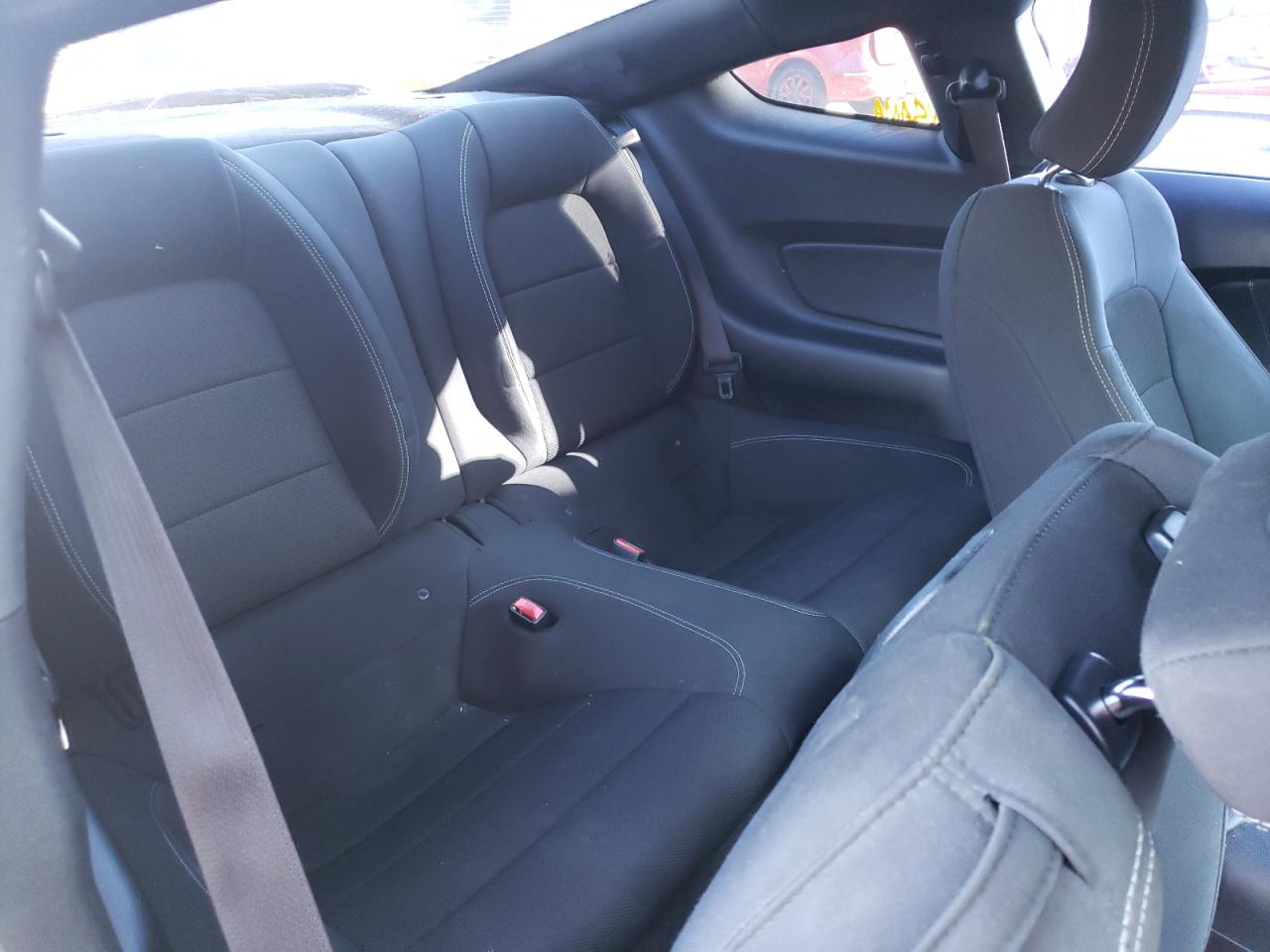 Photo 6 from auction – 2015 FORD MUSTANG with VIN 1FA6P8AM7F5347946