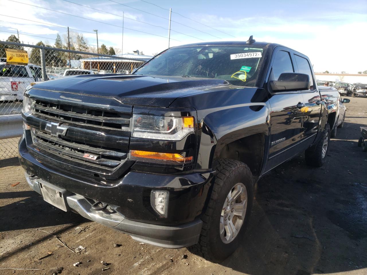 Photo 2 from auction – 2018 CHEVROLET SILVERADO with VIN 3GCUKREC7JG465620