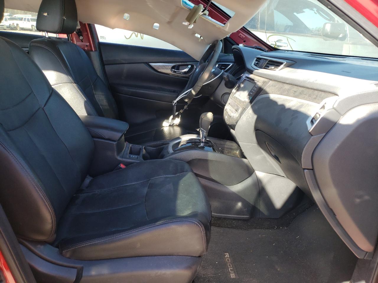Photo 5 from auction – 2016 NISSAN ROGUE S with VIN KNMAT2MT3GP703122
