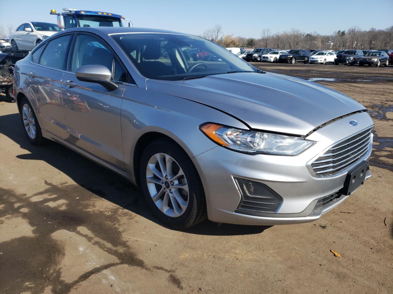 FORD FUSION SE 2020 with VIN 3FA6P0HD7LR136293 - Photo from auction